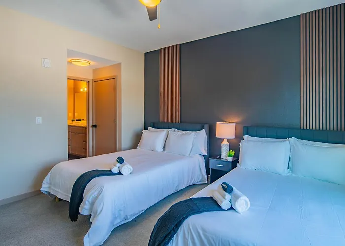 Apartment Upscale 2brdowntown Balcony & Amenities Phoenix